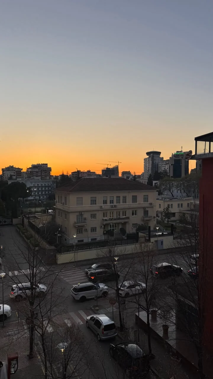 3-Room Office for Rent, 3rd Floor – Air Albania Stadium Area