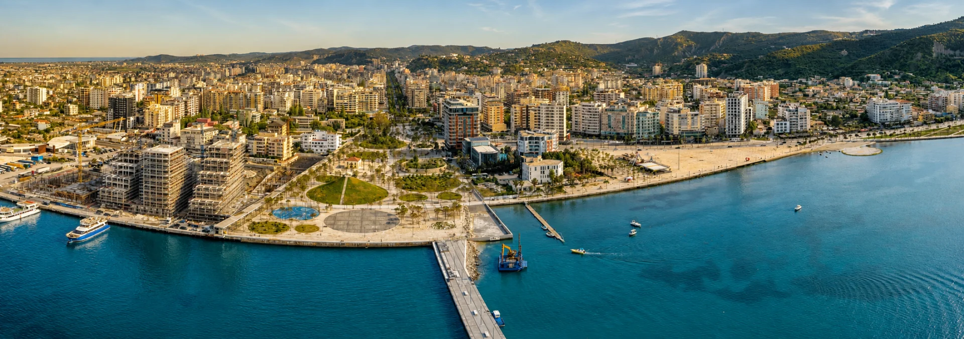 2-Bedroom Apartment on the Lungomare, Vlorë