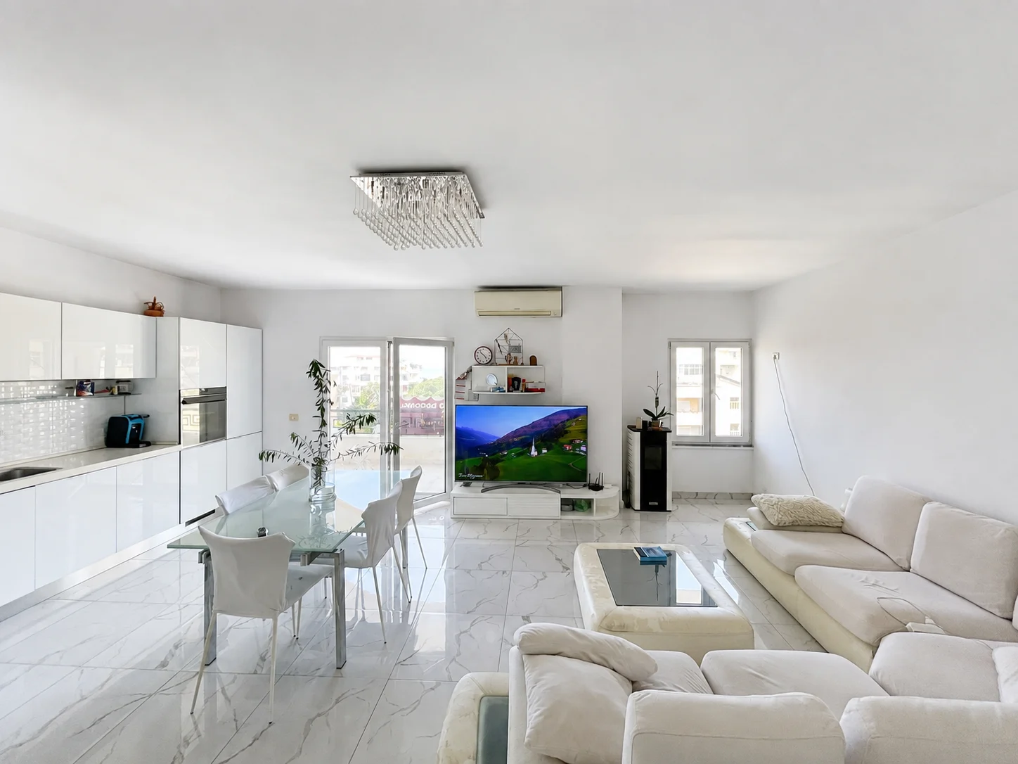 3-Bedroom Apartment for Sale, Sea View, Shkëmbi i Kavajës